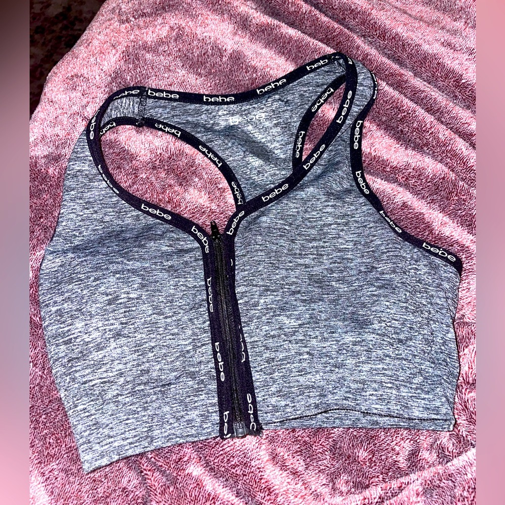 BEBE Sport Medium Sports Bra padded & Zip up in front Gray / Black sexy stylish